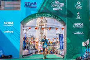 BIB: 43500
                            <button type="button" onclick="openModal(21775845)" class="btn btn-primary btn-sm float-right btn-popup" data-toggle="modal" data-target=".modal-high-quality">
                        <i class="fas fa-shopping-cart"></i> Add to Cart
                    </button>
                                            <button type="button" onclick="isThisMe(21775845, true)" class="btn btn-success btn-sm float-right btn-popup btn-isme hidden" data-toggle="tooltip" data-placement="bottom" title="นี่คือรูปของคุณใช่ไหม คลิกที่นี่เพื่อเอาเข้าอัลบั้ม">
                        <i class="fas fa-plus"></i> Add to album
                    </button>
                    <button type="button" onclick="isThisMe(21775845, false)" class="btn btn-warning btn-sm float-right btn-popup btn-isnotme hidden">
                        <i class="fas fa-ban"></i> Remove from album
                    </button>